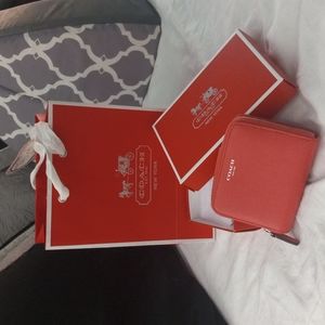 COACH NWOT pebble leather wallet